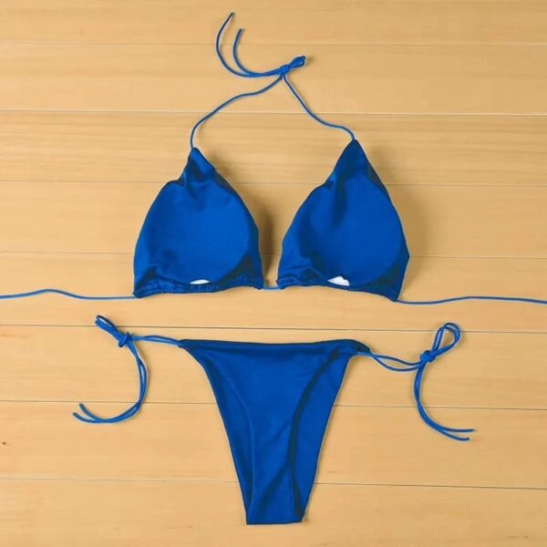 Women's bikini with removable chest pad